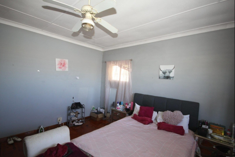 4 Bedroom Property for Sale in Sunnyridge Eastern Cape